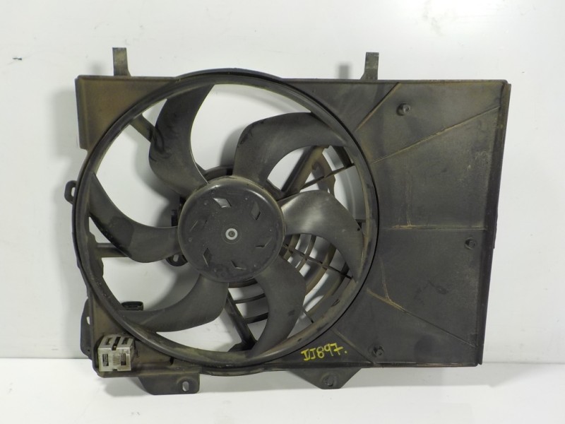 Recambio de electroventilador para peugeot 208 1.4 hdi fap referencia OEM IAM 1253Q0 221120989 221120989