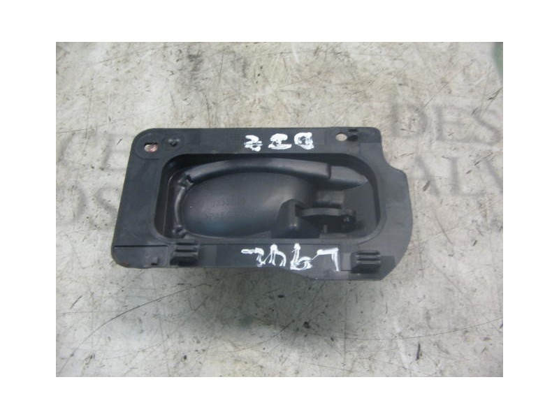 Recambio de maneta interior delantera izquierda para opel vectra b berlina cd referencia OEM IAM   