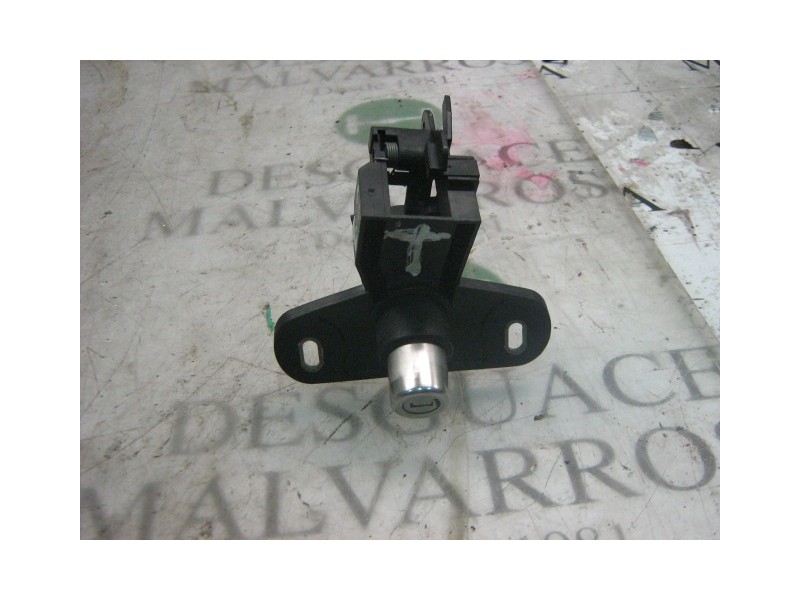 Recambio de maneta porton para opel vectra b berlina cd referencia OEM IAM   