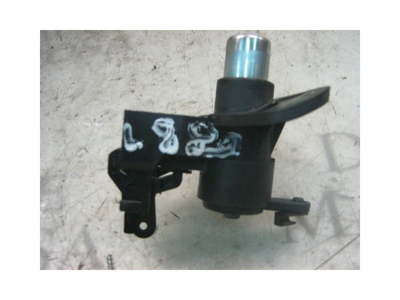 Recambio de maneta porton para opel vectra b berlina cd referencia OEM IAM   