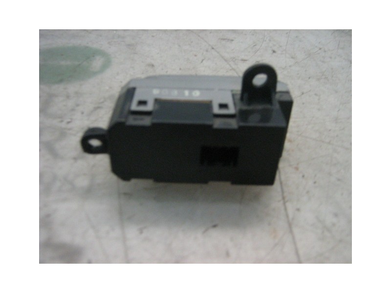 Recambio de mando multifuncion para hyundai coupe (rd) 1.6 fx xplod referencia OEM IAM 9451027050 9451027050 