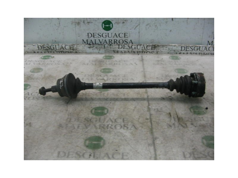 Recambio de transmision trasera izquierda para audi a8 (d2) 4.2 quattro referencia OEM IAM 4D0501203E  