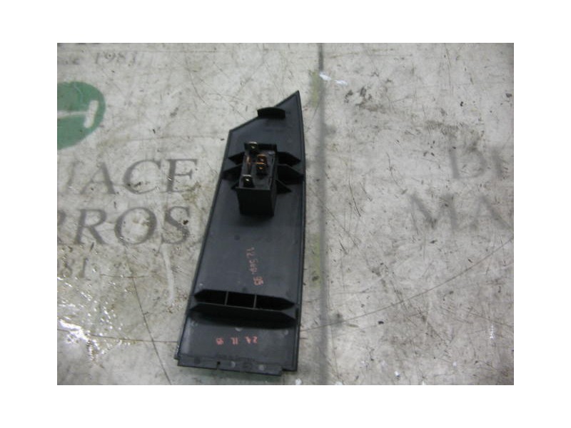 Recambio de mando elevalunas trasero derecho para audi a8 (d2) 4.2 quattro referencia OEM IAM 4D0959528C 401959518 