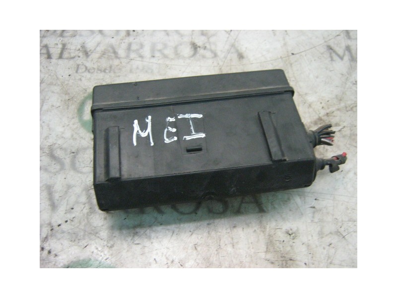 Recambio de caja reles / fusibles para opel tigra 1.4 16v referencia OEM IAM   