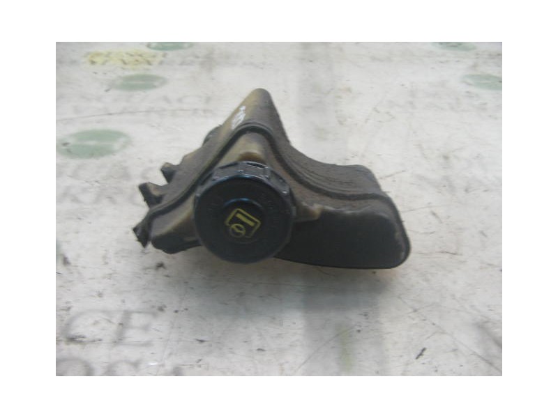 Recambio de deposito servo para renault clio ii fase i (b/cbo) 1.2 referencia OEM IAM   