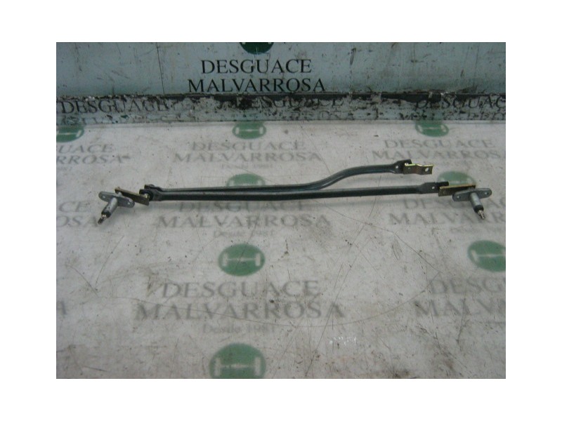 Recambio de articulacion limpia delantero para nissan trade 100 referencia OEM IAM   