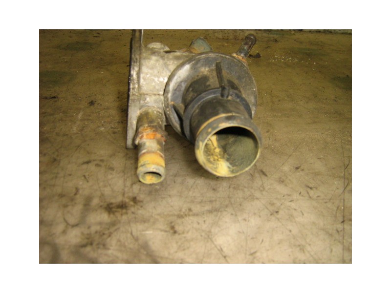 Recambio de termostato para fiat bravo (182) 2.0 20v cat referencia OEM IAM 46520785  