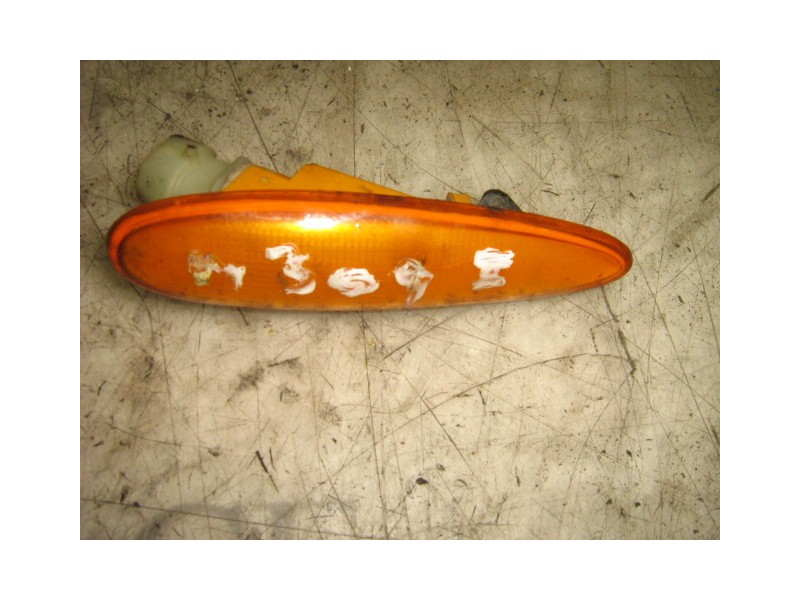 Recambio de piloto lateral izquierdo para fiat bravo (182) 2.0 20v cat referencia OEM IAM 46442187  