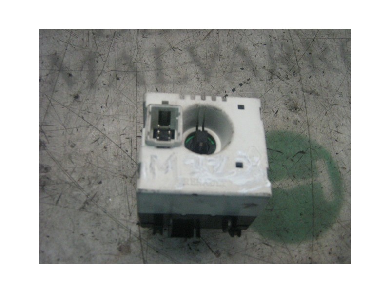 Recambio de mando multifuncion para renault megane i berlina hatchback (ba0) 1.9 d alize referencia OEM IAM   