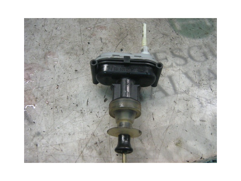 Recambio de motor c/c porton para seat toledo (1l) se referencia OEM IAM   