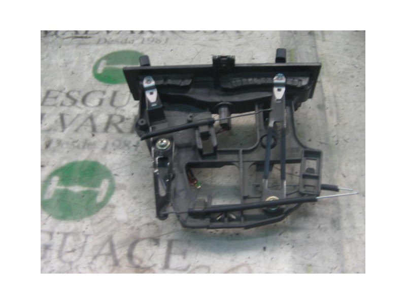 Recambio de mando calefaccion / aire acondicionado para nissan trade 100 referencia OEM IAM   