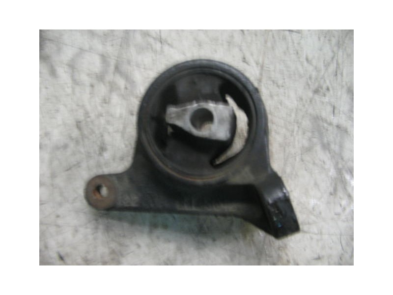 Recambio de soporte motor delantero para mg serie 200 (rf) 200 vi (3-ptas.) referencia OEM IAM   