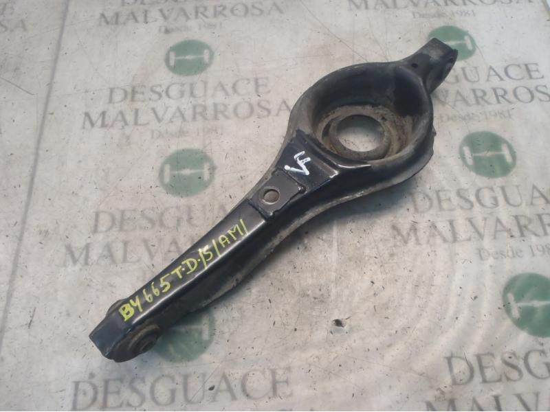 Recambio de soporte brazo suspension trasero derecho para ford focus turnier (cb4) trend referencia OEM IAM   