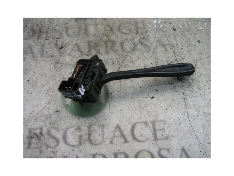 Recambio de mando limpia para nissan vanette cargo vanette cargo caja cerrada referencia OEM IAM   