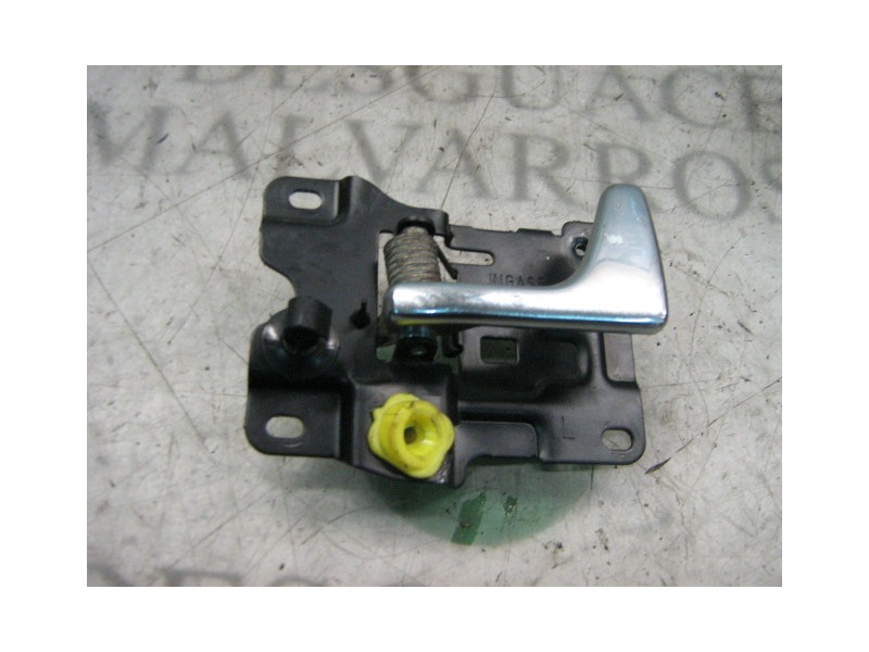 Recambio de maneta interior delantera izquierda para mg serie 200 (xw) 216 gsi referencia OEM IAM   