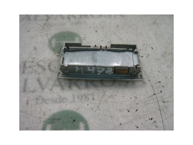 Recambio de piloto interior para seat cordoba berlina (6k2) dream (1997) referencia OEM IAM   