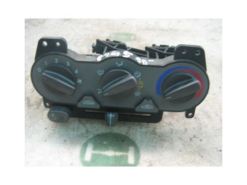 Recambio de mando calefaccion / aire acondicionado para hyundai accent (lc) gls referencia OEM IAM 9725025150 9725925100 