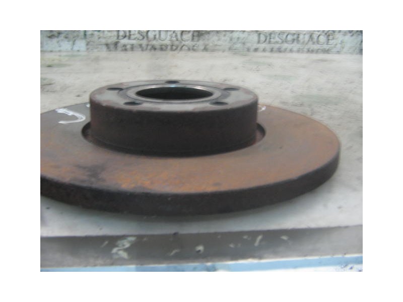 Recambio de disco freno delantero para audi 100 avant (c4) sport edition referencia OEM IAM 4A0615301B  
