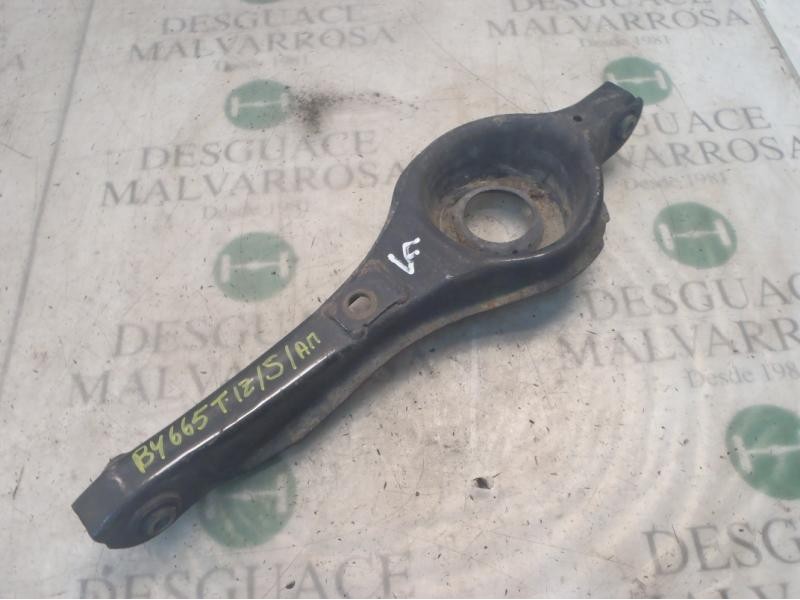 Recambio de soporte brazo suspension trasero izquierdo para ford focus turnier (cb4) trend referencia OEM IAM   