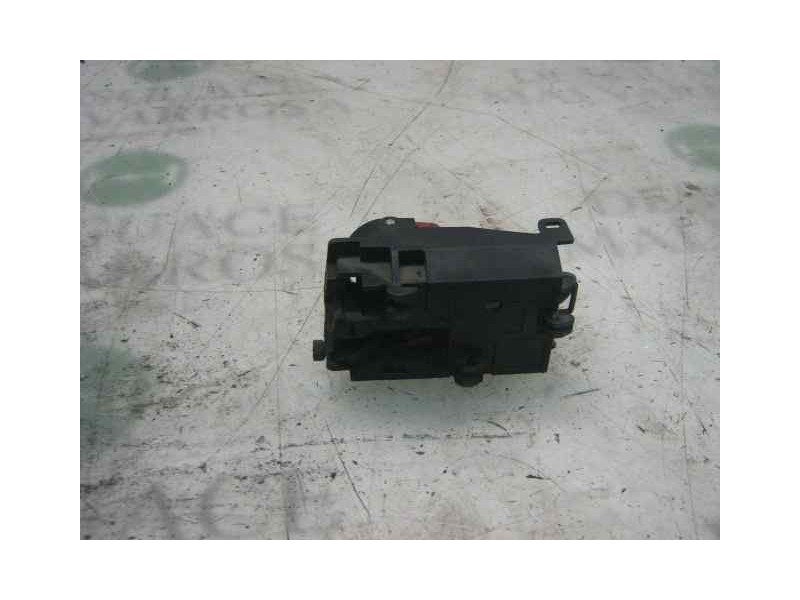 Recambio de maneta interior delantera izquierda para nissan primera berlina (p11) 2.0 turbodiesel cat referencia OEM IAM   