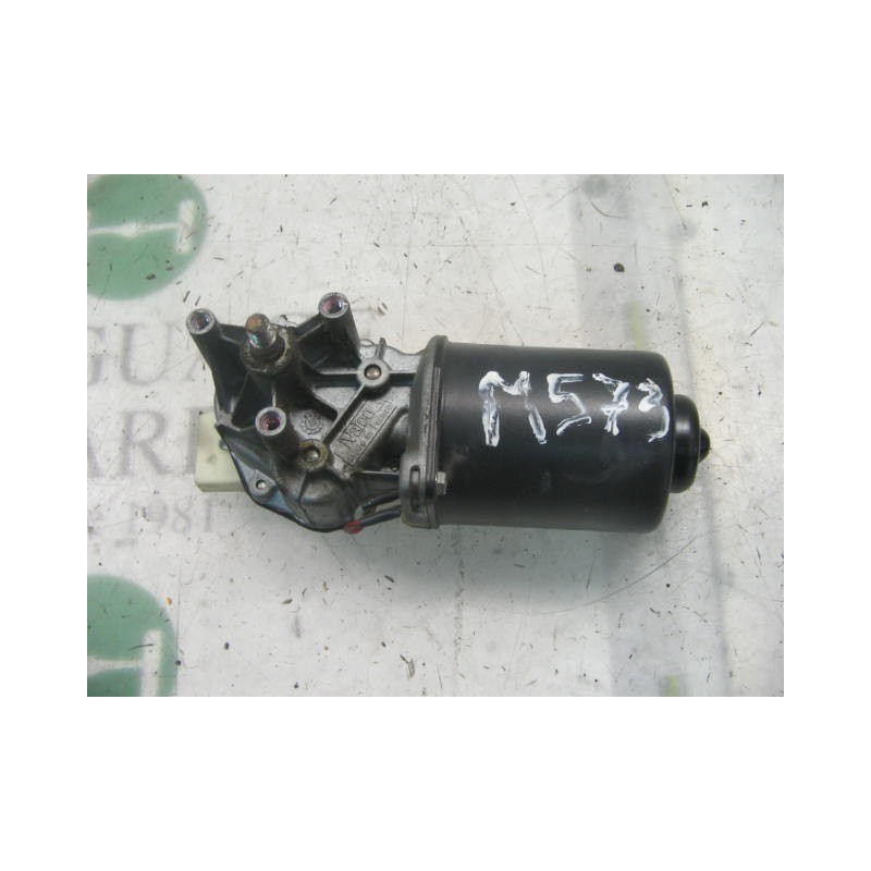 Recambio de motor limpia delantero para peugeot 405 berlina gl exclusive referencia OEM IAM   