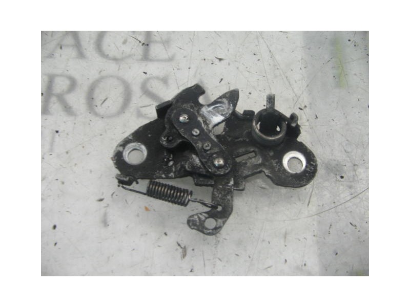 Recambio de cerradura capot para peugeot 405 berlina gl exclusive referencia OEM IAM   