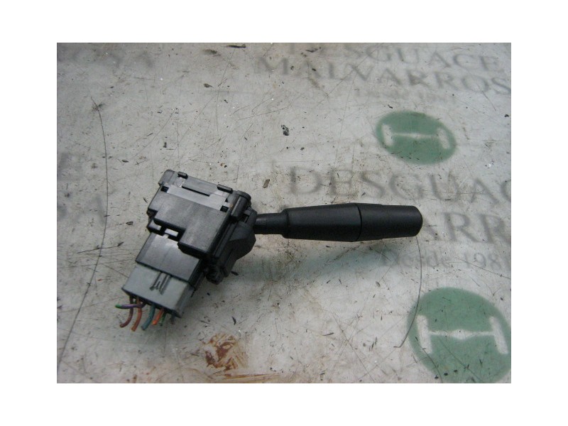 Recambio de mando limpia para peugeot 106 (s1) kid referencia OEM IAM   