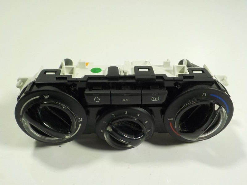 Recambio de mando calefaccion / aire acondicionado para peugeot 208 1.4 hdi fap referencia OEM IAM 9672248380 96722483ZD T101333