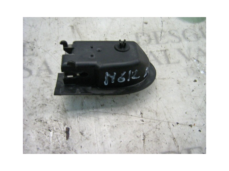 Recambio de maneta interior delantera derecha para ford fiesta berlina ghia referencia OEM IAM   
