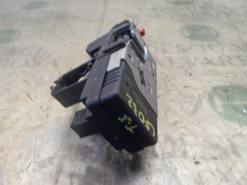 Recambio de cerradura puerta trasera izquierda para opel meriva 1.7 16v cdti cat referencia OEM IAM   