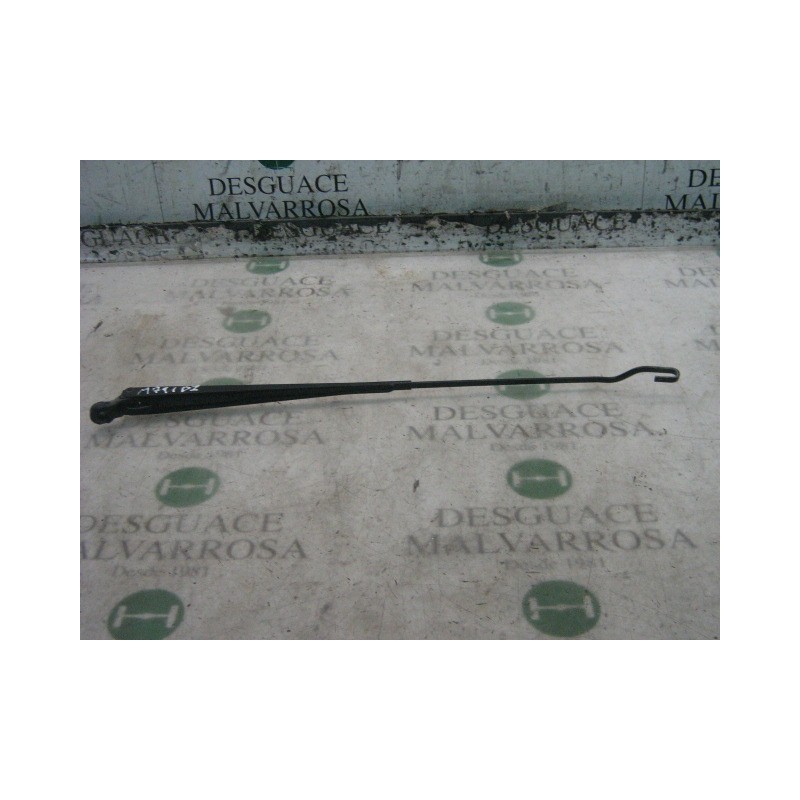 Recambio de brazo limpia delantero derecho para renault megane i scenic (ja0) 1.9 d alize referencia OEM IAM   