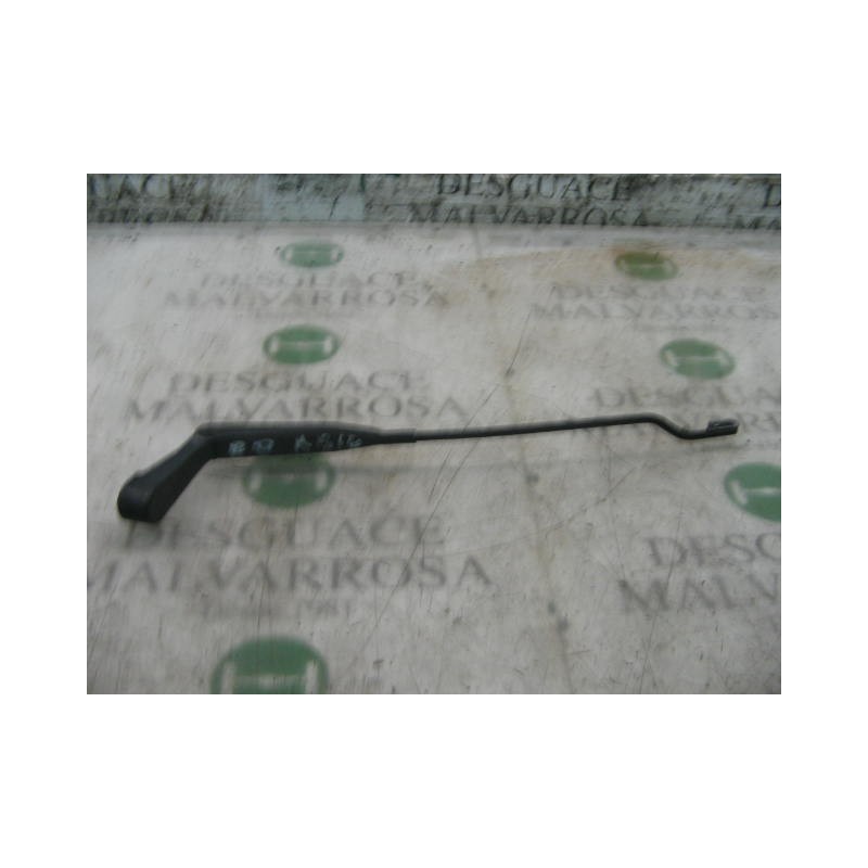 Recambio de brazo limpia delantero derecho para nissan primera berl./familiar (p10/w10) slx berlina (p10) referencia OEM IAM   