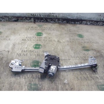 ELEVALUNAS DELANTERO DERECHO 