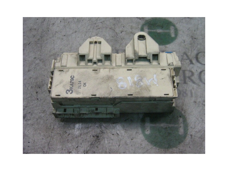 Recambio de caja reles / fusibles para ford probe 24v referencia OEM IAM   