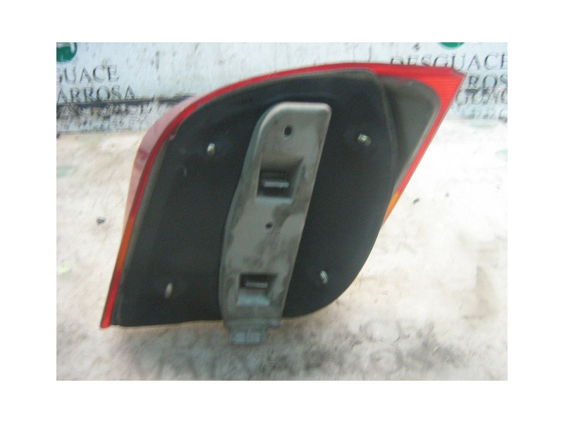 Recambio de piloto trasero izquierdo para ford fiesta berl./courier 1.3 cat referencia OEM IAM   