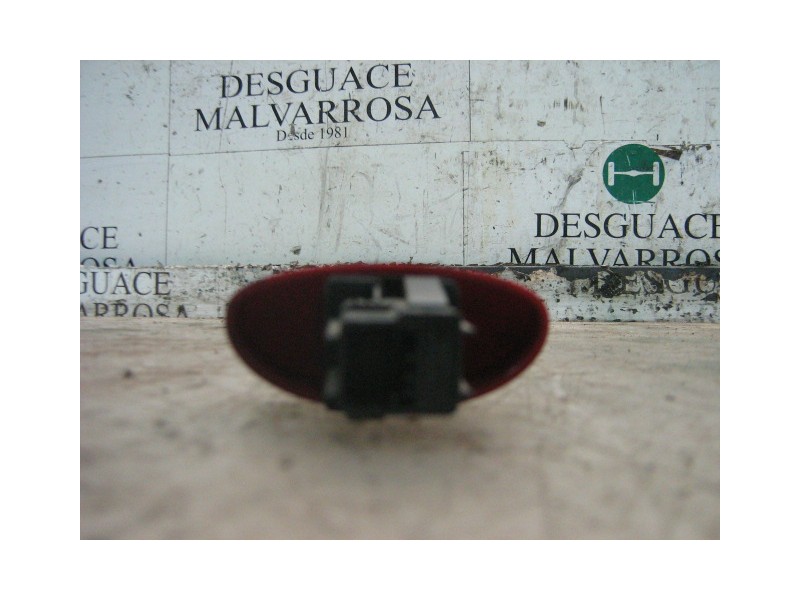 Recambio de warning para peugeot 206 berlina xt referencia OEM IAM   