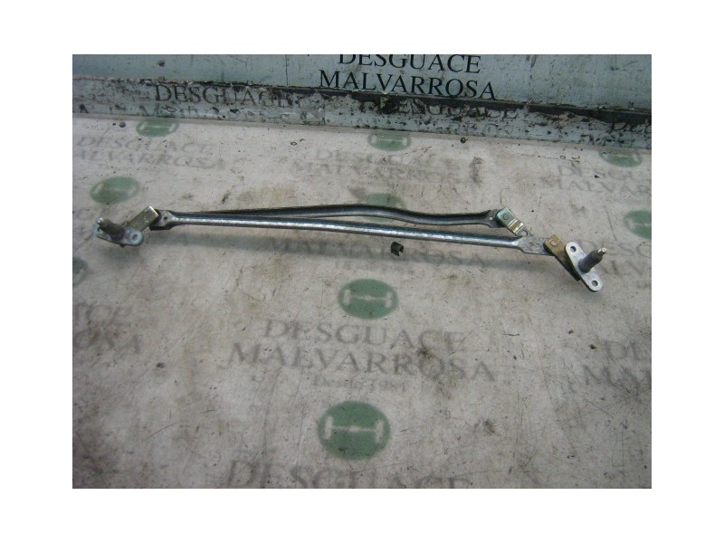 Recambio de articulacion limpia delantero para nissan trade caja cerrada, techo elevado referencia OEM IAM   