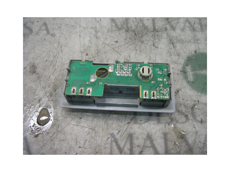 Recambio de piloto interior para volkswagen golf iii berlina (1h1) referencia OEM IAM   