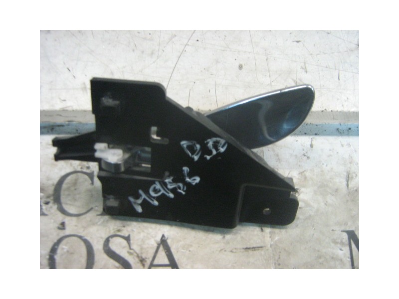 Recambio de maneta interior delantera derecha para mg serie 25 (rf) classic (3-ptas.) referencia OEM IAM   