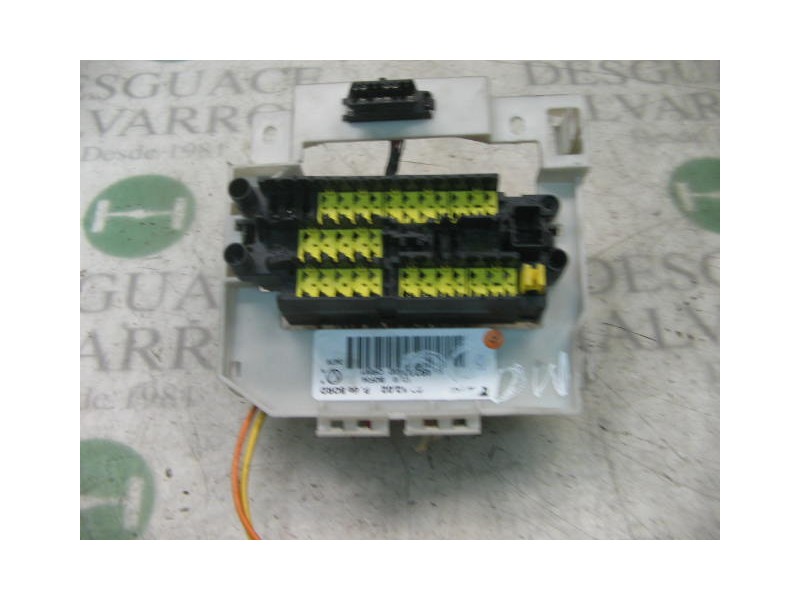 Recambio de caja reles / fusibles para citroën xsara berlina 1.4 tonic referencia OEM IAM   