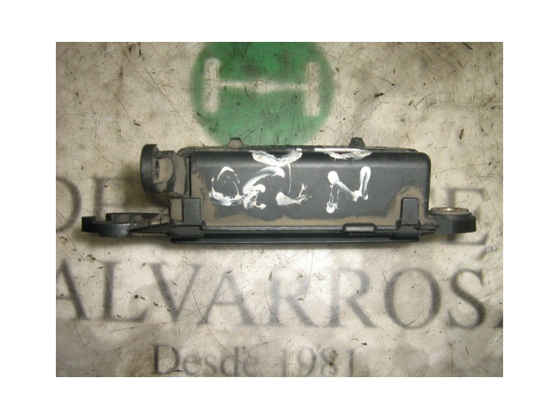 Recambio de maneta exterior delantera izquierda para audi a4 berlina (b5) 1.8 referencia OEM IAM 8D0837207A3FZ  