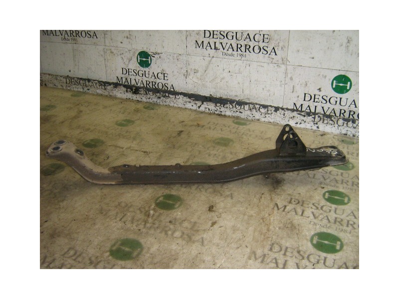 Recambio de travesaño inferior para nissan micra (k11) l referencia OEM IAM   