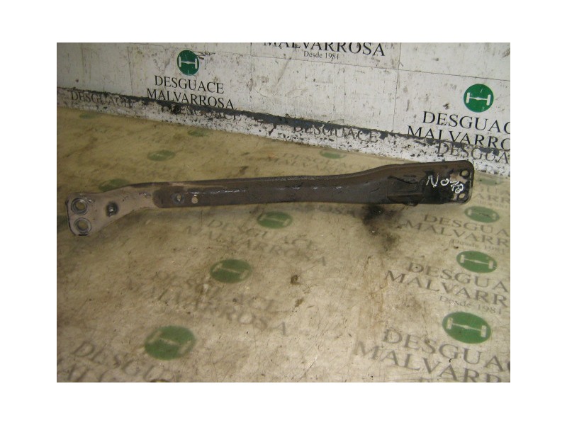 Recambio de travesaño inferior para nissan micra (k11) l referencia OEM IAM   