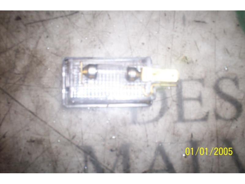 Recambio de piloto interior para hyundai getz (tb) 1.3 gls referencia OEM IAM 9262033000  