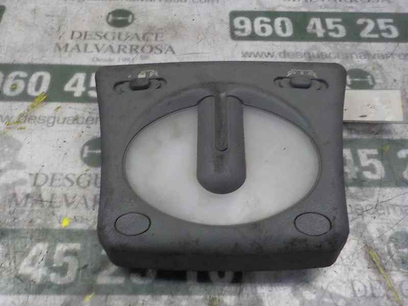Recambio de piloto interior para fiat brava (182) 1.4 12v cat referencia OEM IAM 712951631  