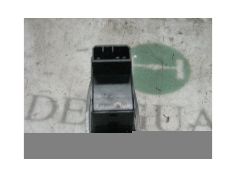 Recambio de mando elevalunas trasero izquierdo para kia shuma 1.5 ls berlina portón referencia OEM IAM   