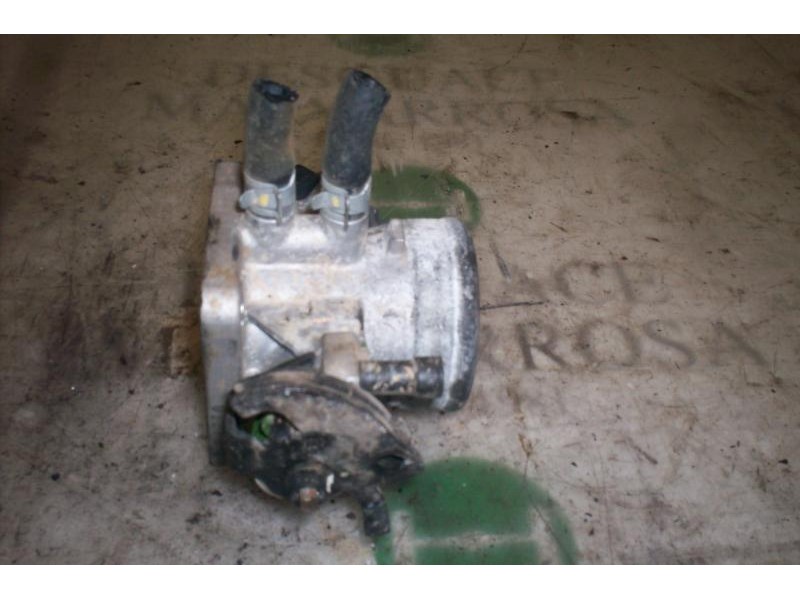 Recambio de caja mariposa para hyundai coupe (rd) 1.6 fx xplod referencia OEM IAM 3510023001 21179918 