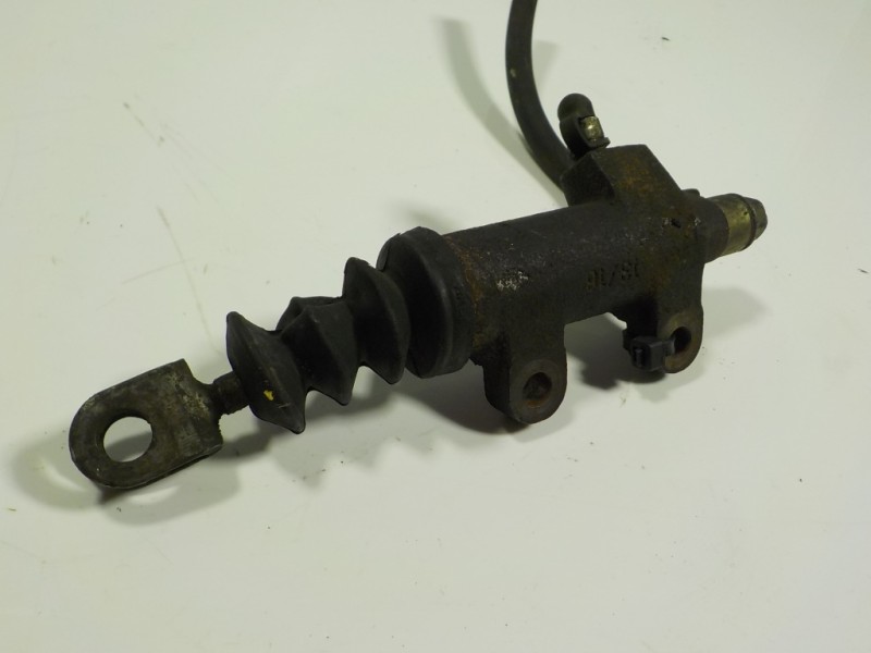 Recambio de bombin embrague para hyundai coupe (j2) 2.0 fx coupe referencia OEM IAM 4171028000  