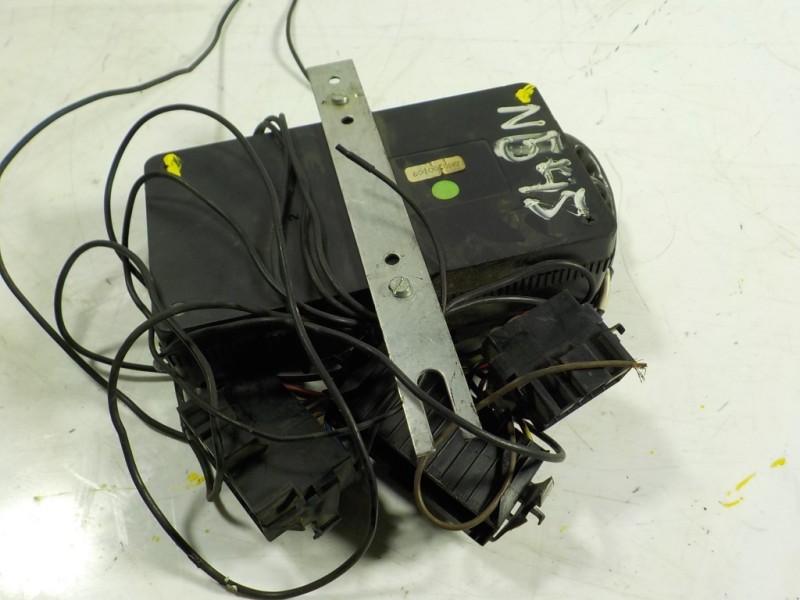 Recambio de modulo electronico para bmw serie 3 coupe (e36) 318is referencia OEM IAM  82119400859 