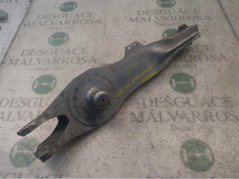 Recambio de soporte brazo suspension trasero derecho para opel vectra c berlina club referencia OEM IAM   